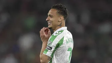&Iacute;dolo pede &lsquo;vaquinha&rsquo; para contratar Antony ap&oacute;s Betis vencer cl&aacute;ssico com gol de ex-Inter