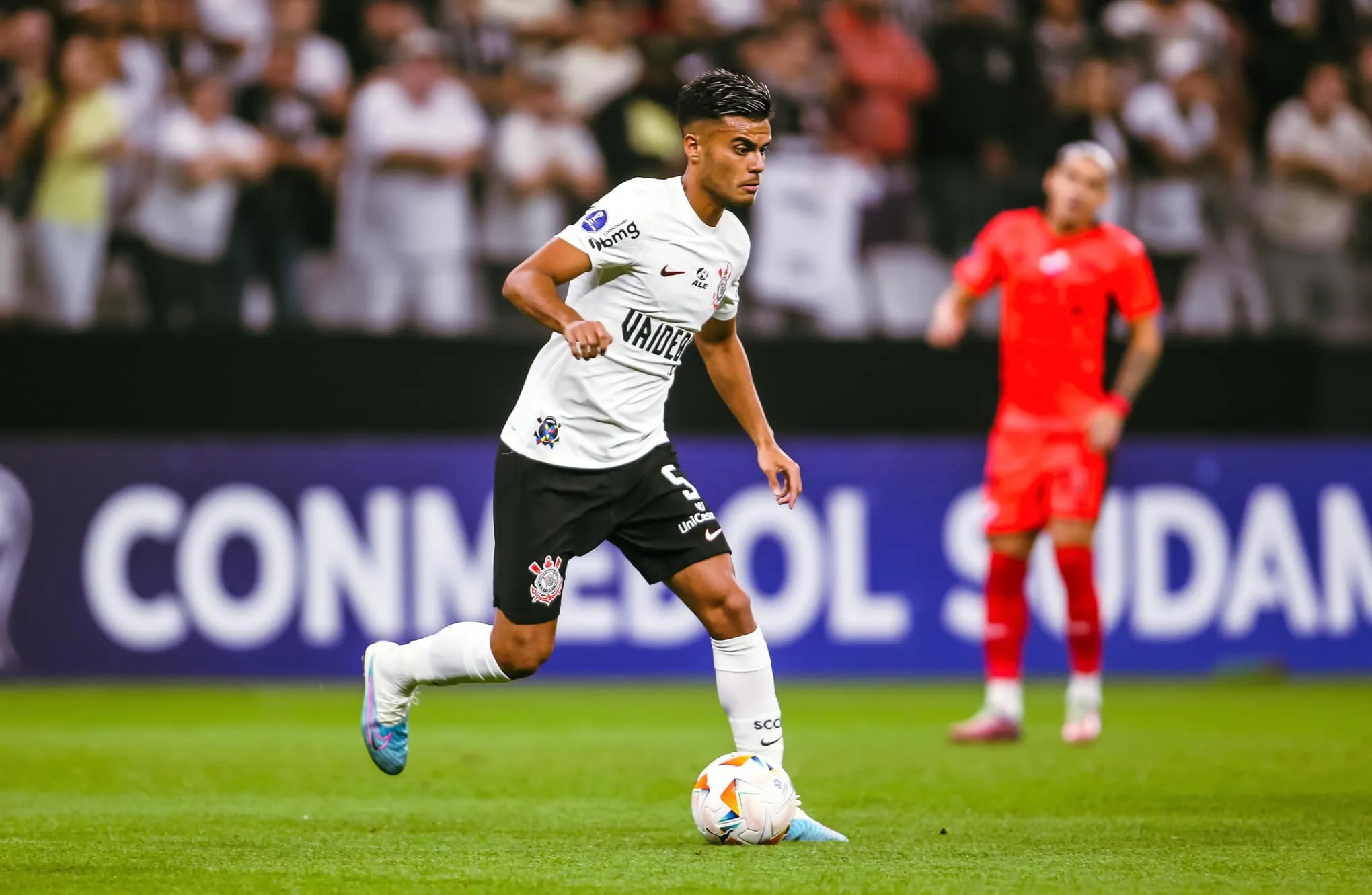 Entenda o que fez Ram&oacute;n D&iacute;az mudar de ideia sobre Fausto Vera no Corinthians