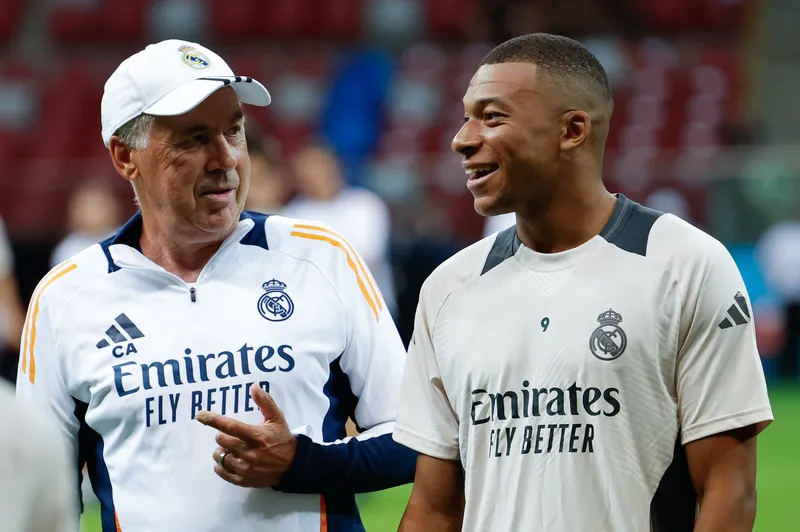 Com Mbapp&eacute;, Real Madrid tenta o 6&ordm; t&iacute;tulo da Supercopa da Uefa nesta quarta-feira (14). Foto: Icon Sport