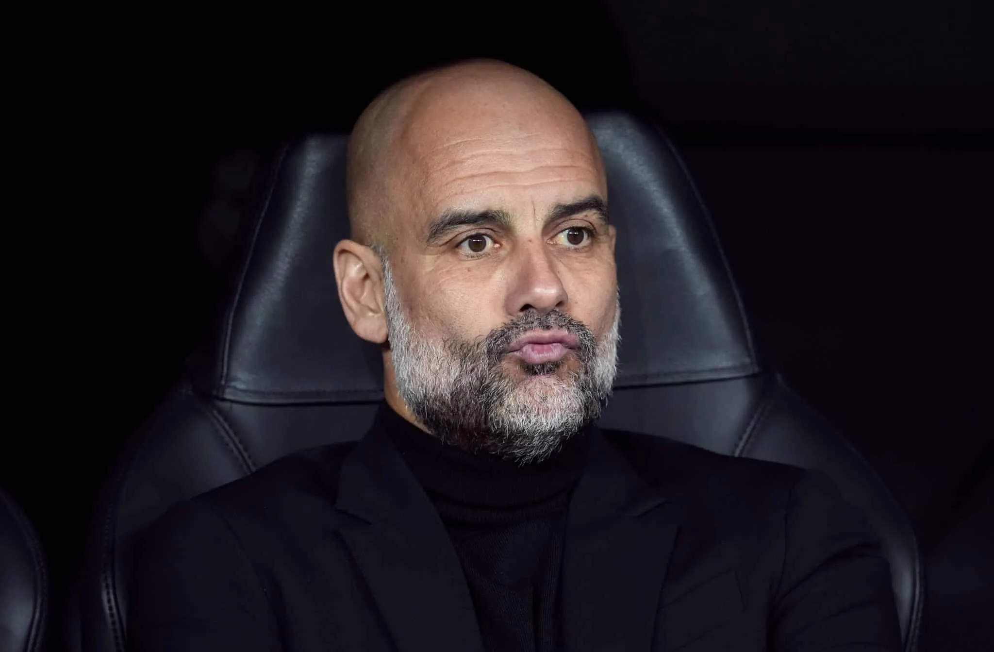 Manchester City quer fazer Guardiola ficar, mas j&aacute; coloca pupilo na lista de substitutos