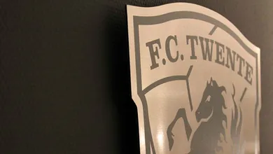 Twente n&atilde;o poder&aacute; disputar competi&ccedil;&otilde;es europeias por rela&ccedil;&atilde;o com fundo de investimento