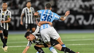 Sob olhares de Paiva, Botafogo &eacute; castigado de novo por ex-Galo e perde mais um t&iacute;tulo no ano