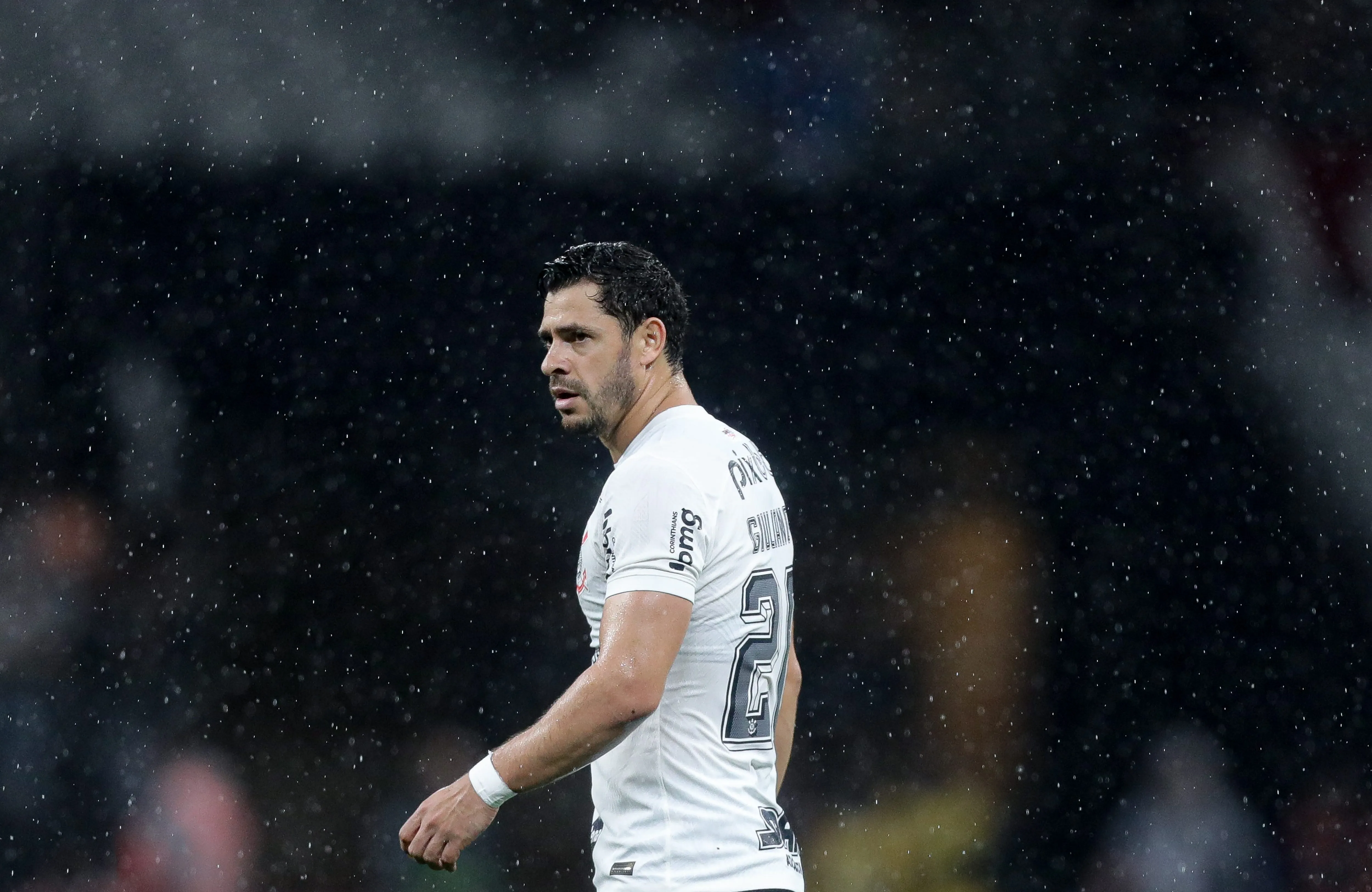 A barca de dispensados do Corinthians pode atracar no Santos
