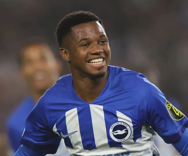 Brighton vence a primeira em competi&ccedil;&otilde;es europeias e amplia crise no Ajax