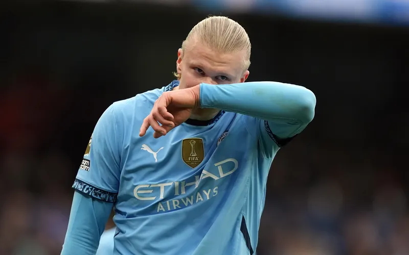 Erling Haaland &eacute; um dos s&iacute;mbolos da m&aacute; fase atual do Manchester City