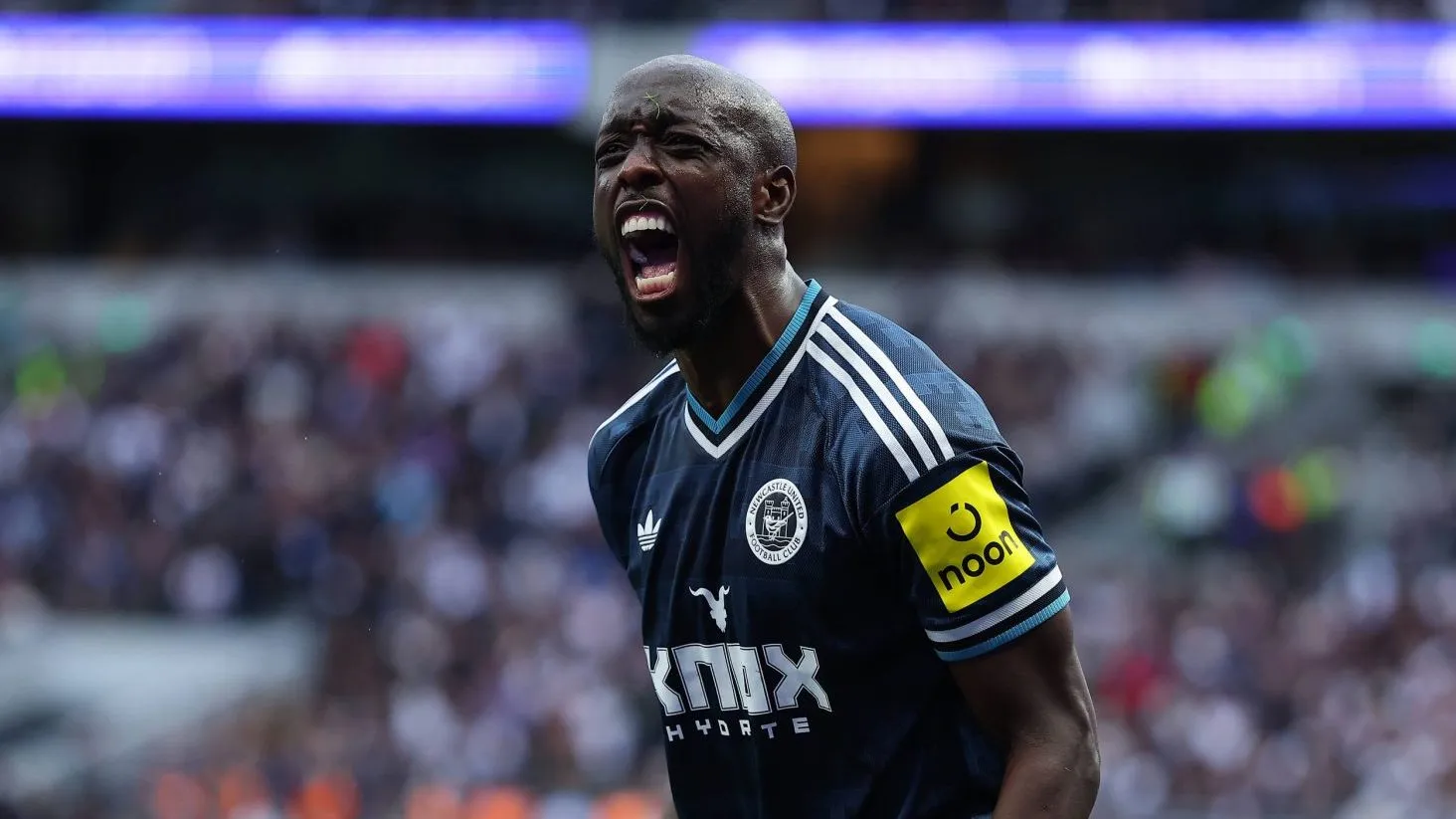 Tottenham patina, e Wissa supera press&atilde;o dos R$ 290 milh&otilde;es para alcan&ccedil;ar recome&ccedil;o no Newcastle