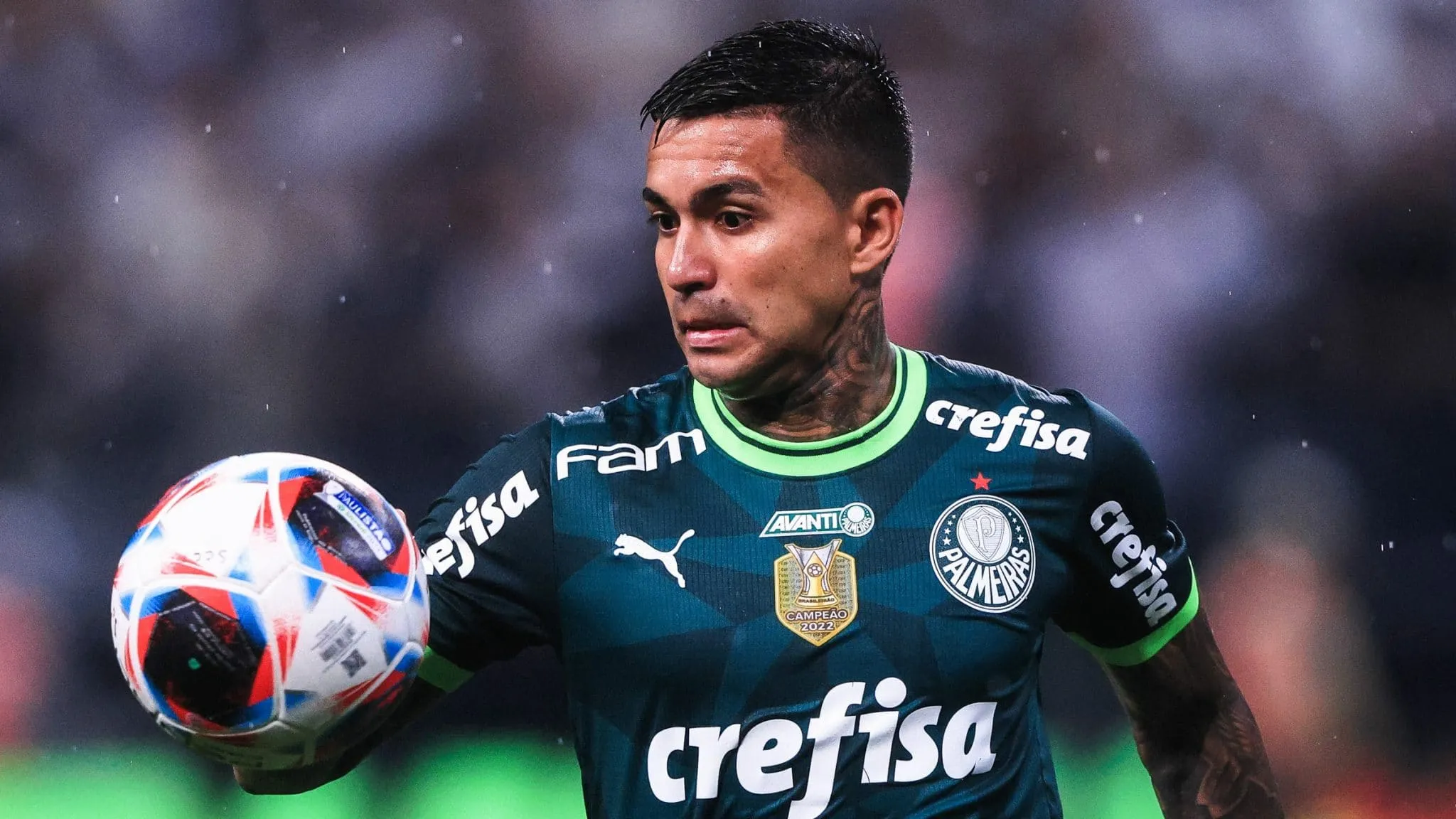 A Dudu restar&aacute; o campo, soberano sobre egos e bocas