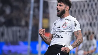 Corinthians esquece R&oacute;ger Guedes e vence o Newell&rsquo;s na Sul-Americana