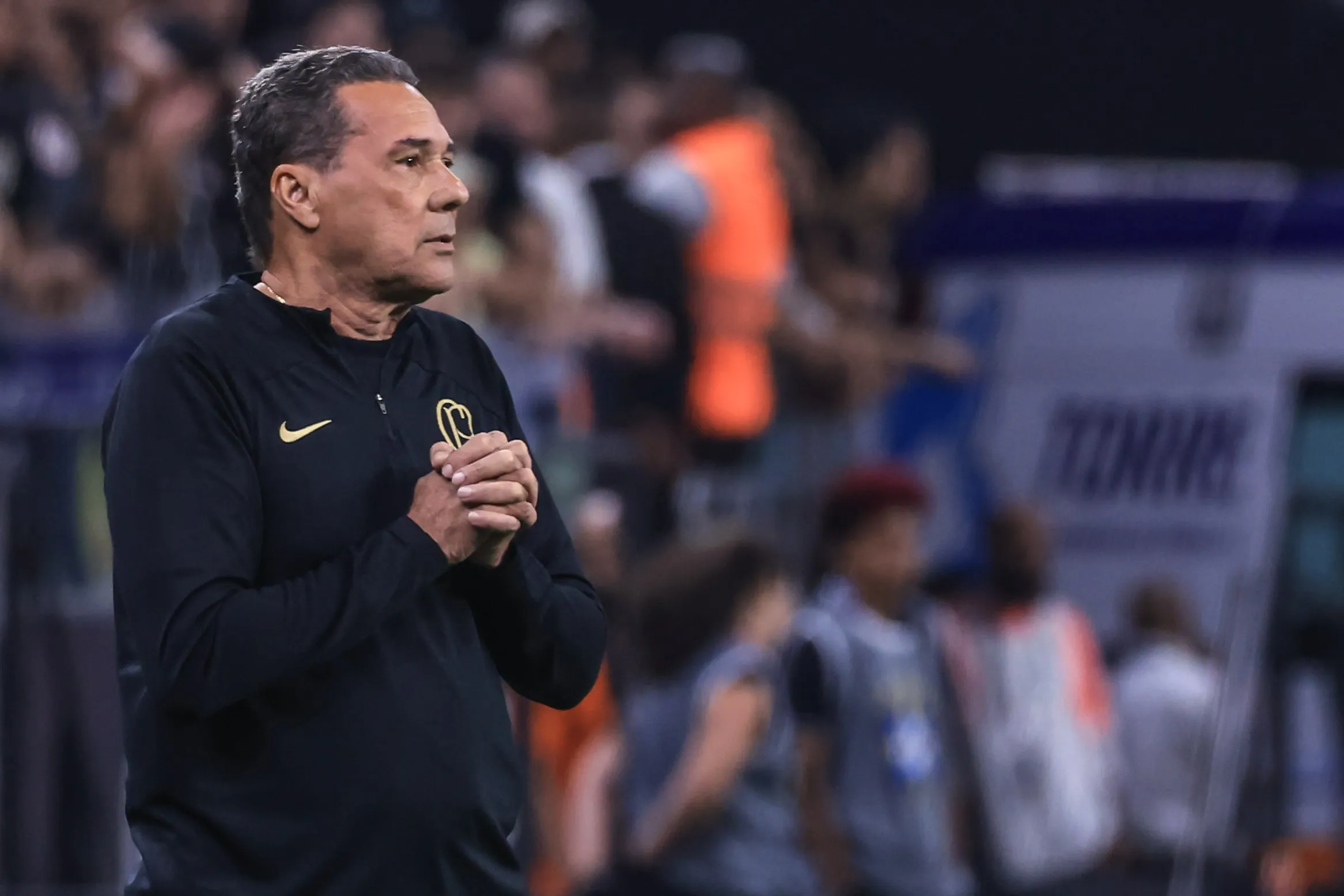 Corinthians: Luxemburgo compreende vaias, mas pede apoio da torcida na Sul-Americana