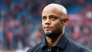 Kompany supera Guardiola em in&iacute;cio arrasador do Bayern na Bundesliga