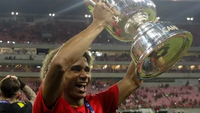 Novo Caf&uacute;? Promessa do Sport &eacute; desejado por Real, Barcelona e PSG