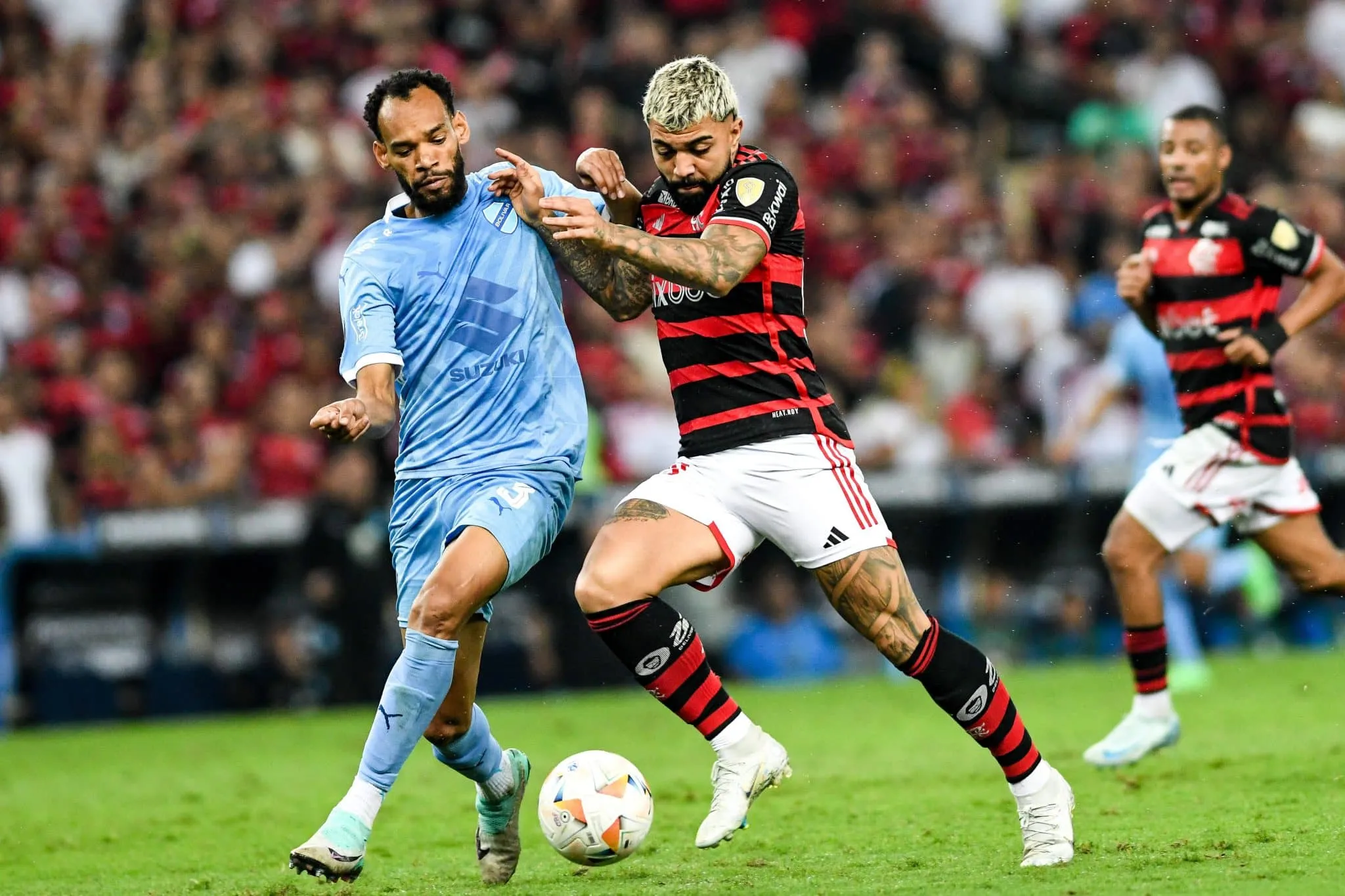 Nem a m&iacute;stica da Libertadores ajudou Gabigol, que precisa virar chave com les&atilde;o de Pedro