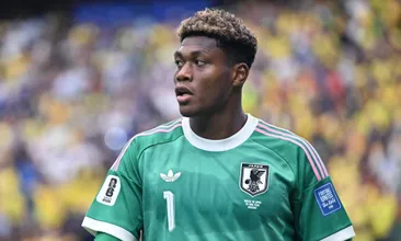 PSG e Juventus entram em disputa para contratar Suzuki, goleiro da sele&ccedil;&atilde;o japonesa