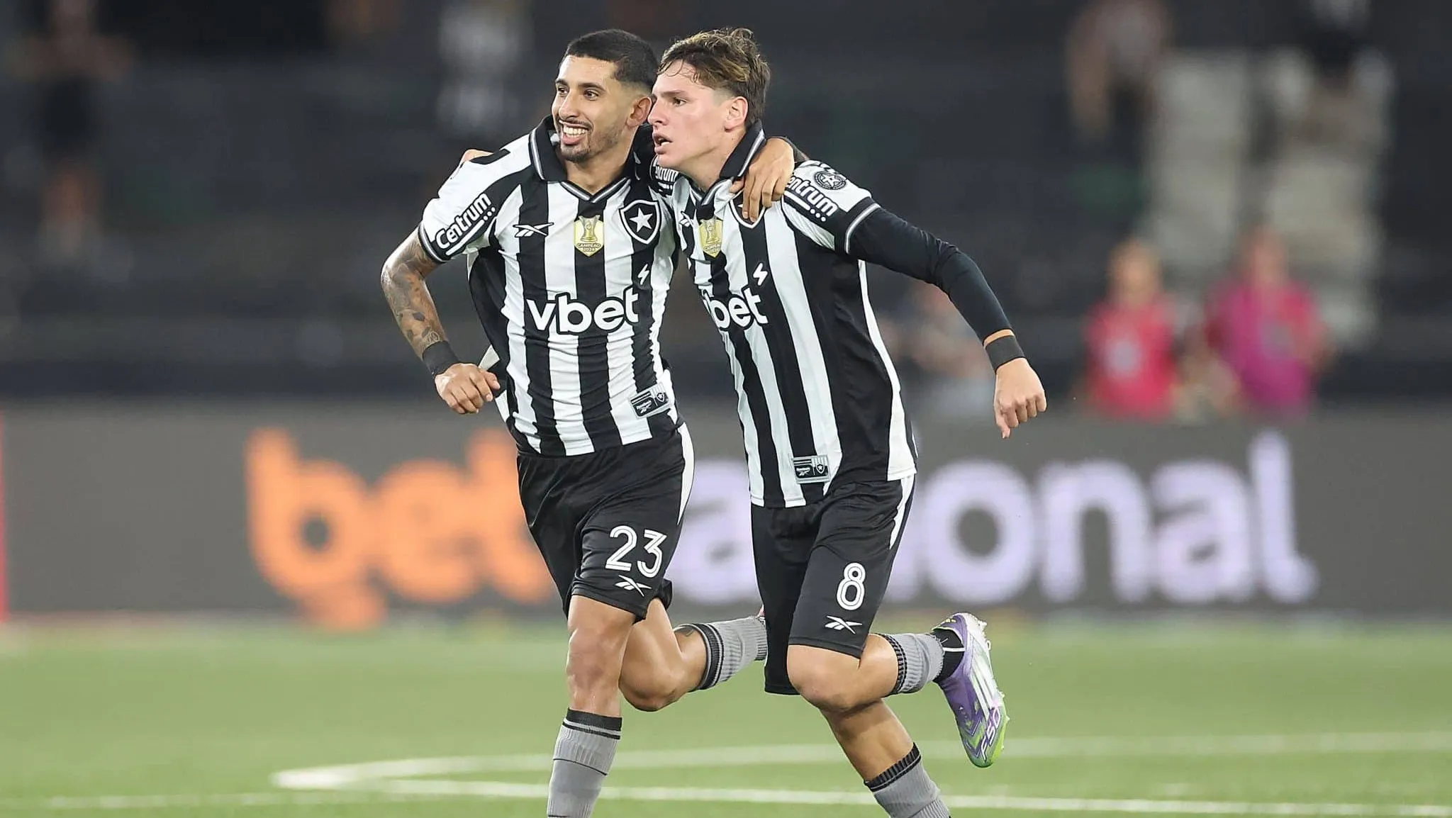 Botafogo relembra Libertadores contra Atl&eacute;tico-MG, mas exp&otilde;e risco de liberar craque