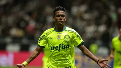 Palmeiras confirma venda de Est&ecirc;v&atilde;o para o Chelsea por valor recorde