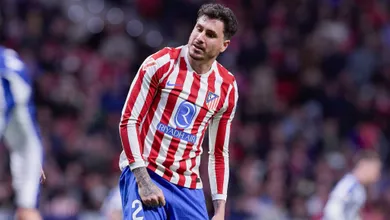 Zagueiro do Atleti: &lsquo;&Eacute; um moedor de carne. Arriscamos nossos corpos, somos palha&ccedil;os de circo&rsquo;