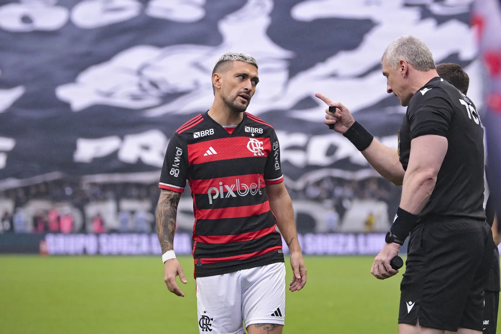 Arrascaeta Daronco Corinthians Flamengo Copa do Brasil 2024