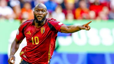 Napoli pechincha e oferece R$ 100 milh&otilde;es a menos do que o Chelsea pede por Lukaku