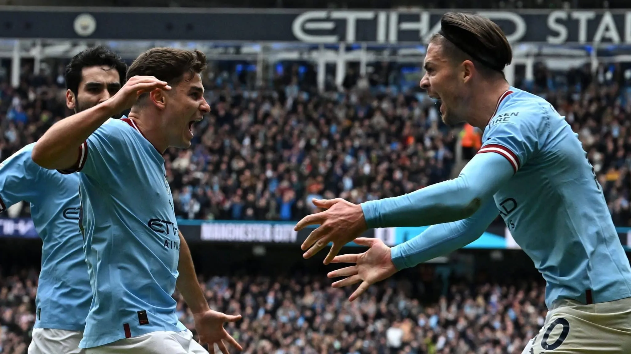 Grealish confirma grande fase em atua&ccedil;&atilde;o exuberante contra o Liverpool