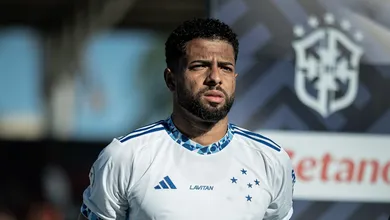 Com les&atilde;o grav&iacute;ssima, zagueiro do Cruzeiro pode n&atilde;o jogar mais em 2025