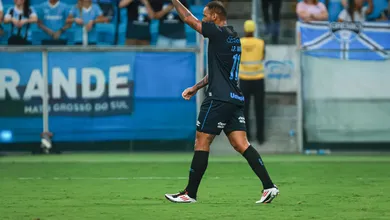 &lsquo;O que falta &eacute; carinho&rsquo;: Renato defende Jo&atilde;o Pedro Galv&atilde;o e faz pedido para a torcida do Gr&ecirc;mio