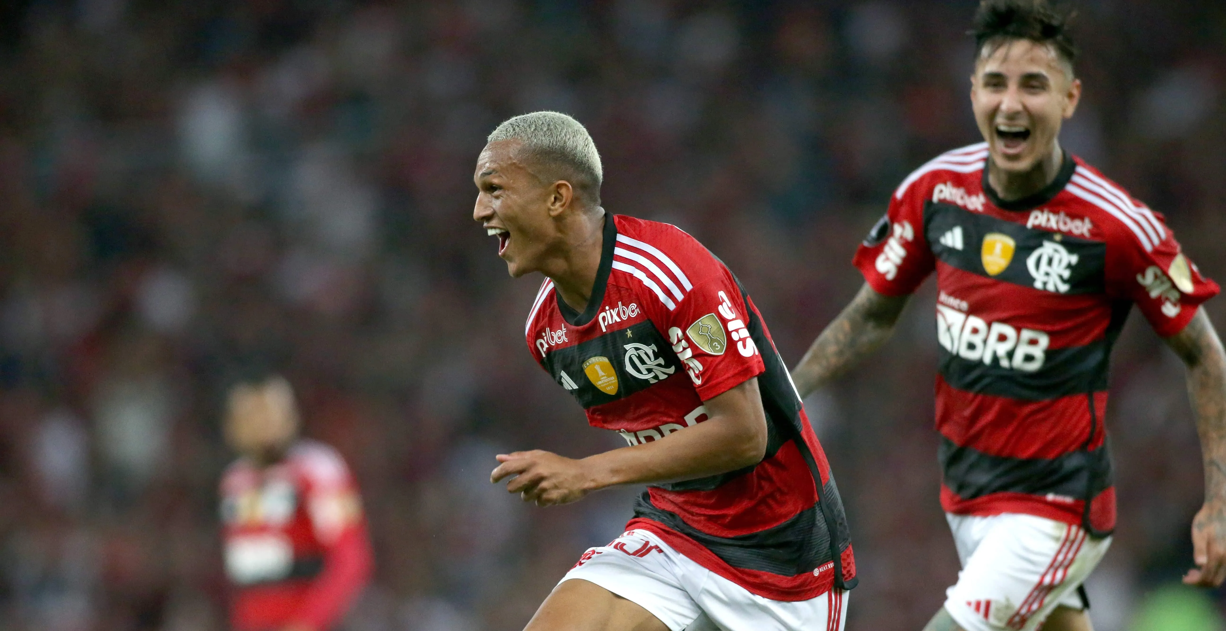 A garotada fez toda a diferen&ccedil;a para o Flamengo bater o Racing e ficar bem perto das oitavas