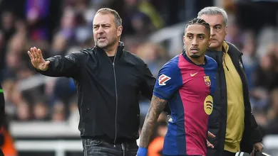 Clima &lsquo;azeda&rsquo; no Barcelona e vit&oacute;ria dram&aacute;tica n&atilde;o evita revolta de jogadores com Flick