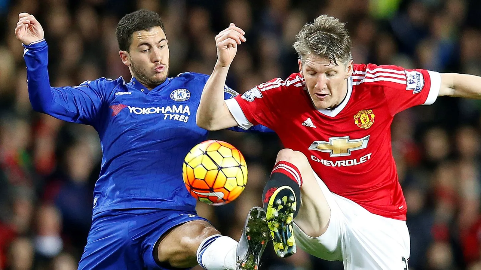 Sobrou vontade em um bom jogo, mas o empate n&atilde;o traz calma para United e Chelsea