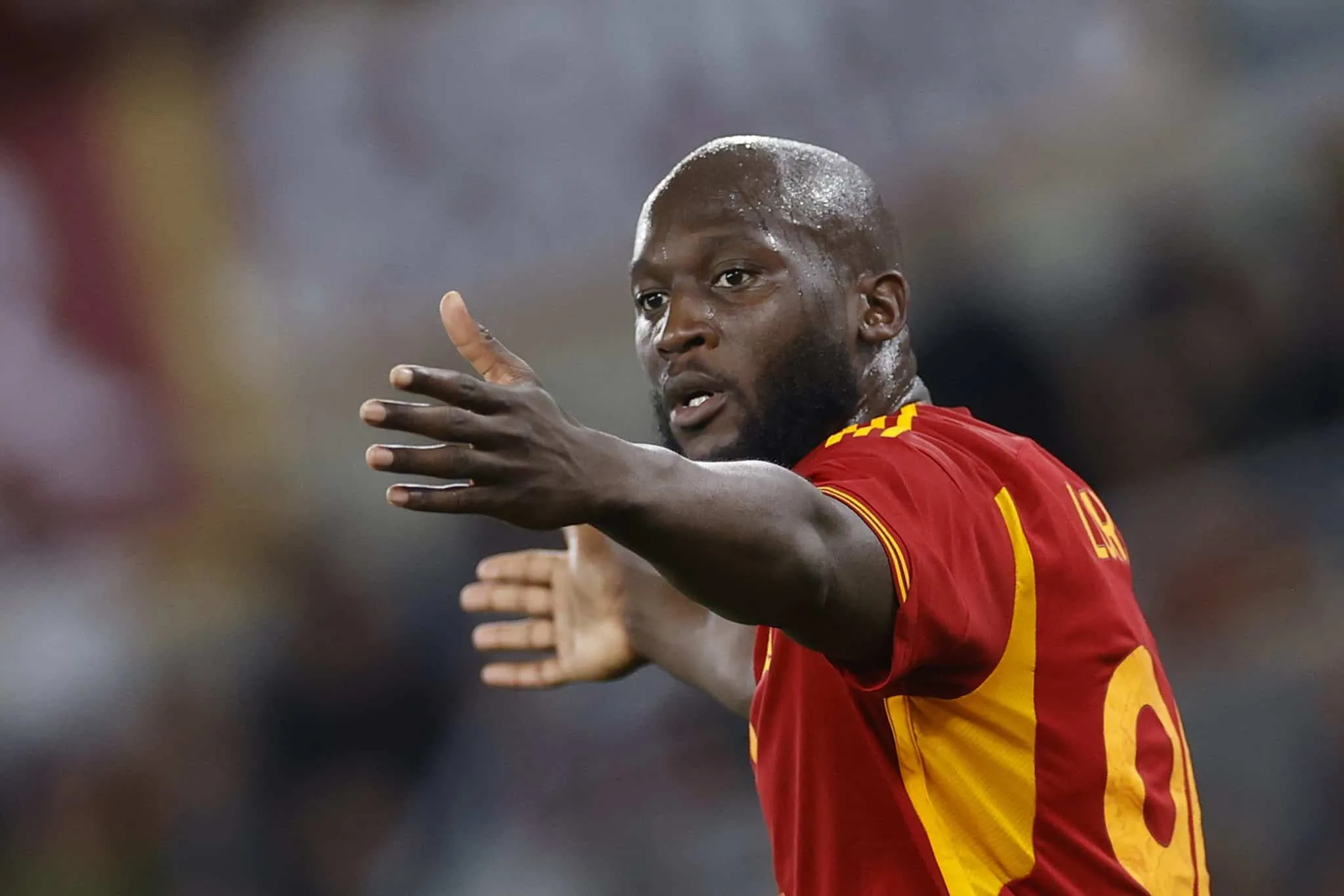 Empate faz Juventus sonhar com a Champions, e complica Roma na Serie A