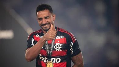 Tetra do Flamengo na Libertadores redime criticado Danilo e faz jus ao alto n&iacute;vel de sua carreira