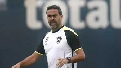Botafogo precisa de feito in&eacute;dito com Artur Jorge para ter vaga antecipada nas oitavas