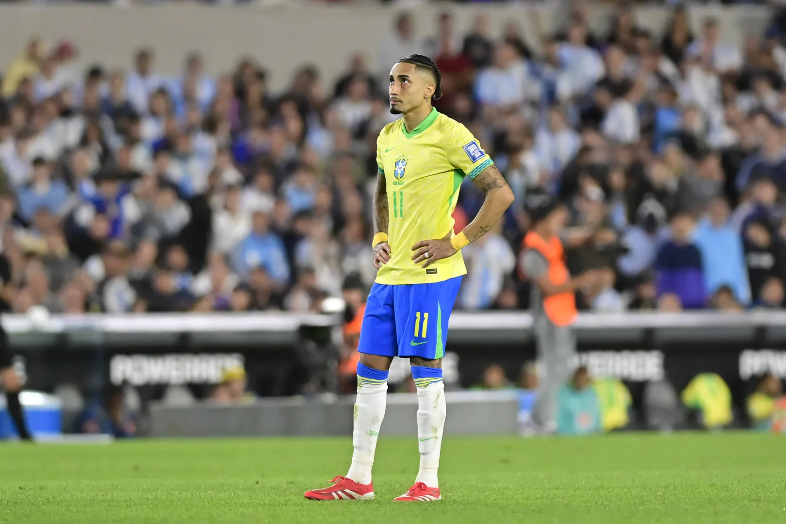 Raphinha em a&ccedil;&atilde;o pelo Brasil contra a Argentina