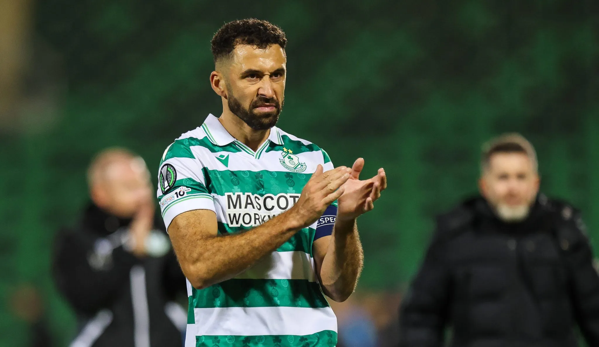 Roberto Lopes em atua&ccedil;&atilde;o pelo Shamrock Rovers (Foto: IMAGO / Inpho Photography)