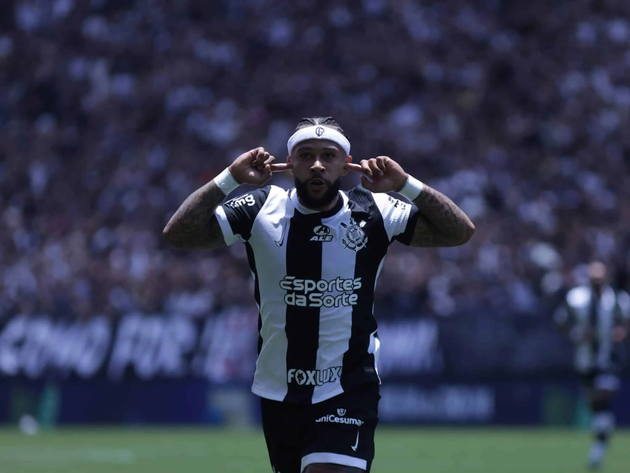 Dupla Yuriemphis permite Corinthians manter viva &lsquo;miss&atilde;o imposs&iacute;vel&rsquo;