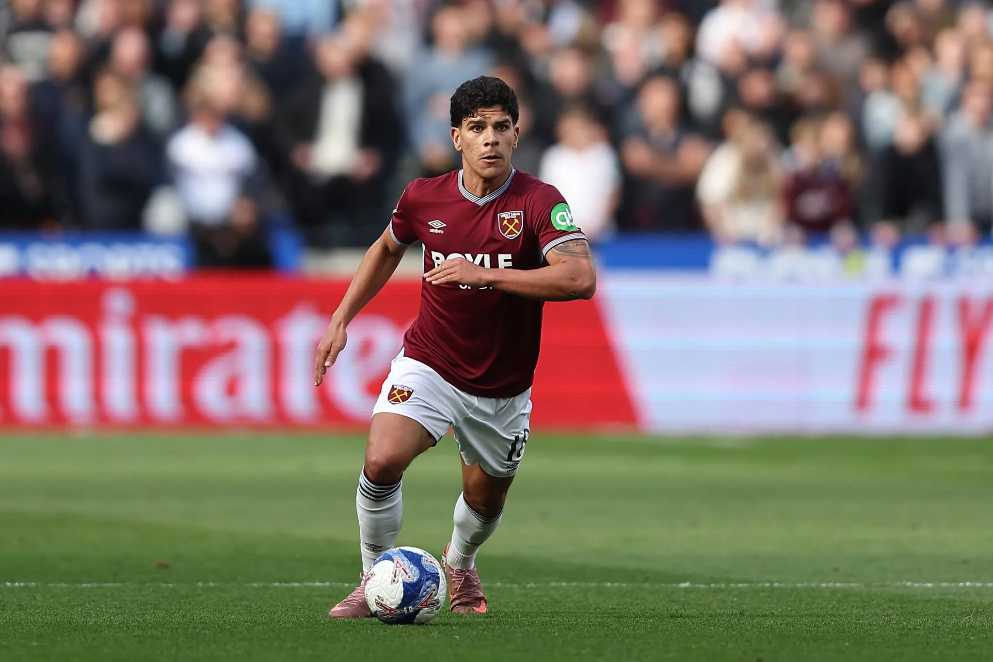 Mateus Fernandes, meia do West Ham (Foto: IMAGO / Action Plus)