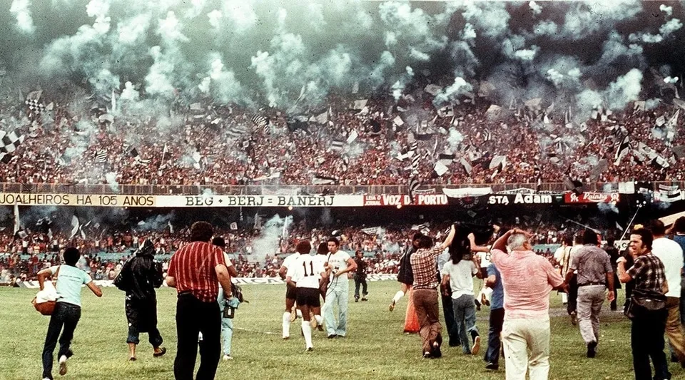 Hist&oacute;ria do Brasileir&atilde;o na TV (I): interrompendo Silvio Santos em 1976