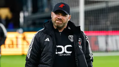 Ao assumir o Birmingham, Wayne Rooney desafia estat&iacute;stica da Premier League