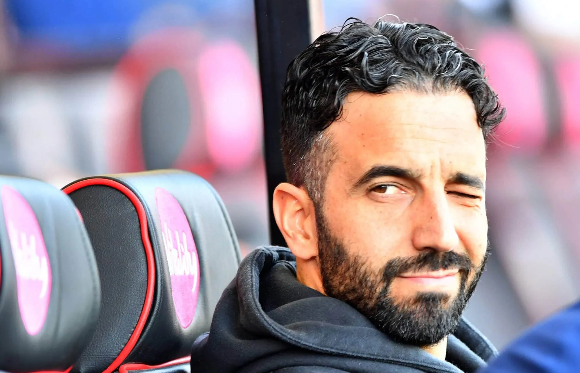 Manchester United entra na briga por zagueiro &lsquo;mais requisitado&rsquo; da Europa