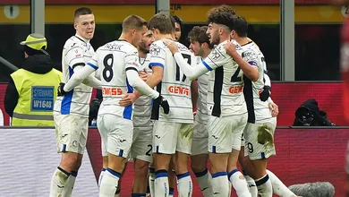 Meia holand&ecirc;s marca dois, Atalanta quebra tabu diante do Milan com virada e vai &agrave; semifinal da Copa It&aacute;lia