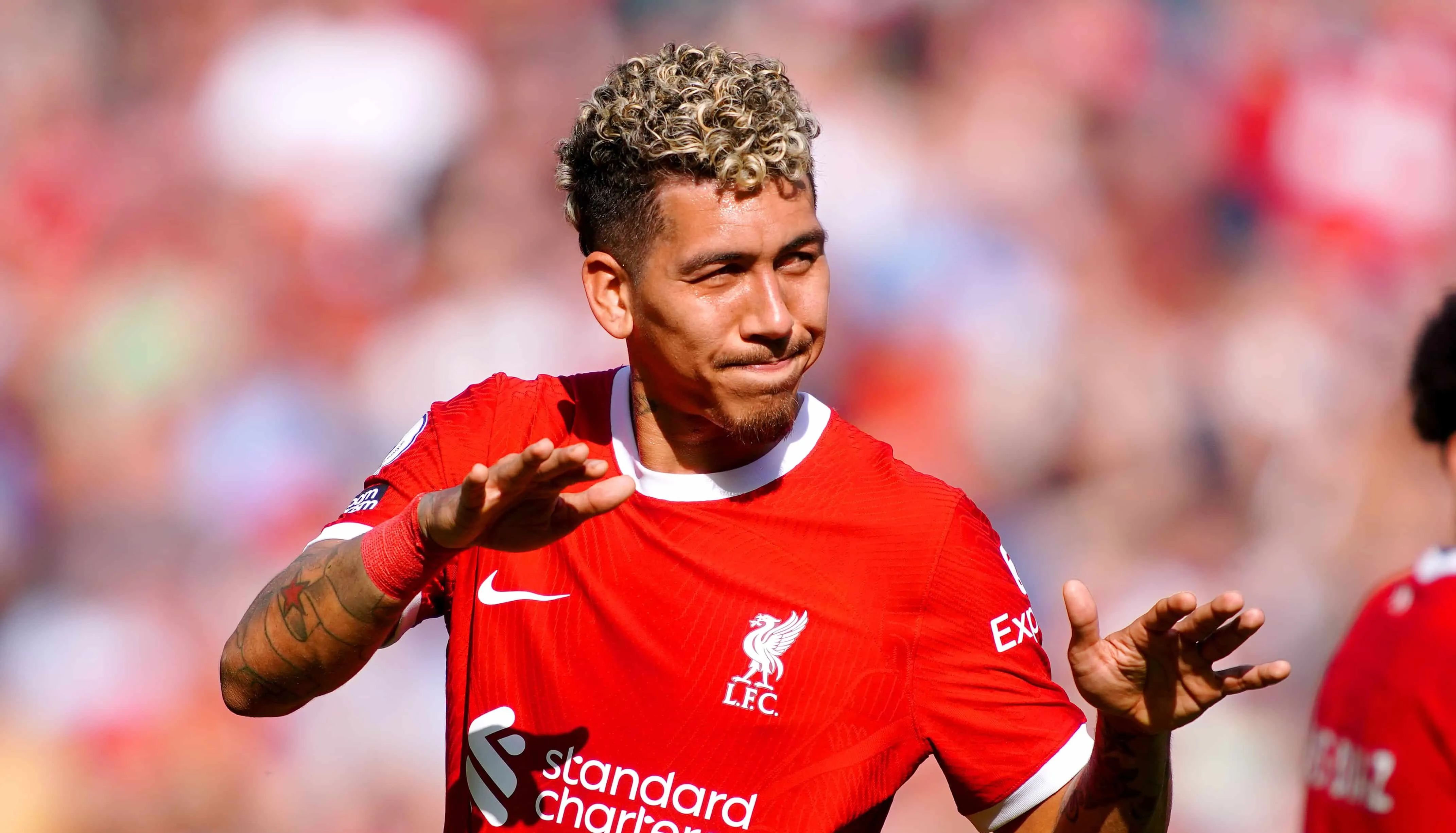 Firmino recebeu emotivos tributos e marcou seu gol no adeus em Anfield, mas o empate com o Villa custa car&iacute;ssimo ao Liverpool